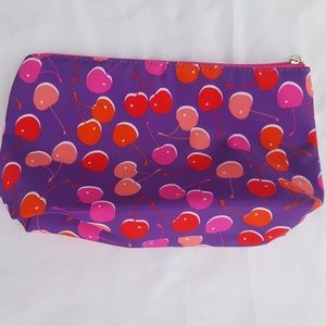 🆕️ Clinique 🍒 cherry cosmetic pouch/case